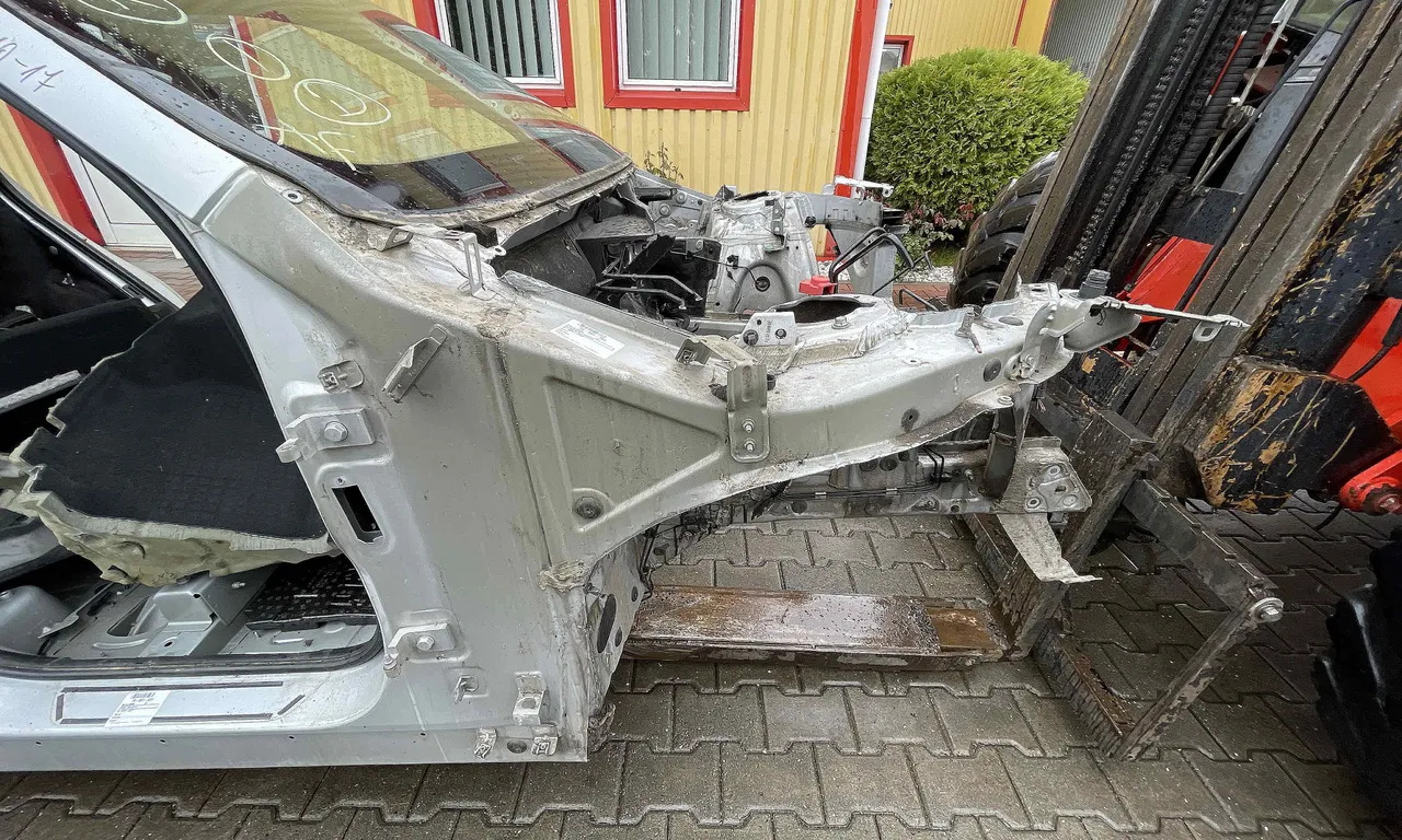LONJERON DREAPTA BMW X3 2010-2017