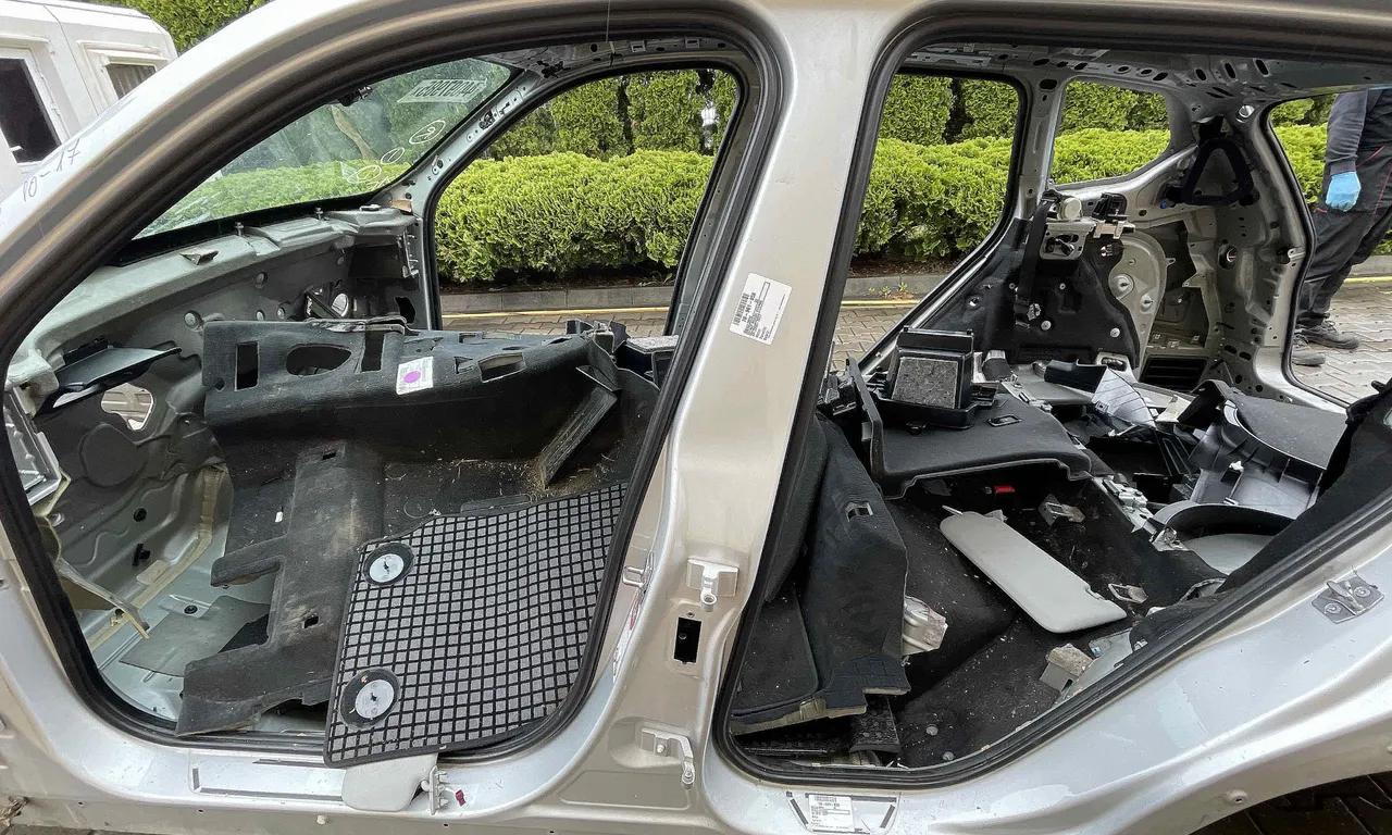 STALP MIJLOC STANGA BMW X3 2010-2017