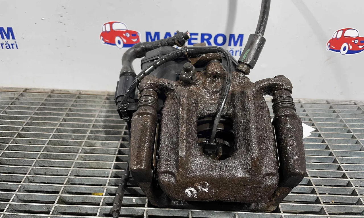 ETRIER SPATE DREAPTA BMW X3 2010-2017