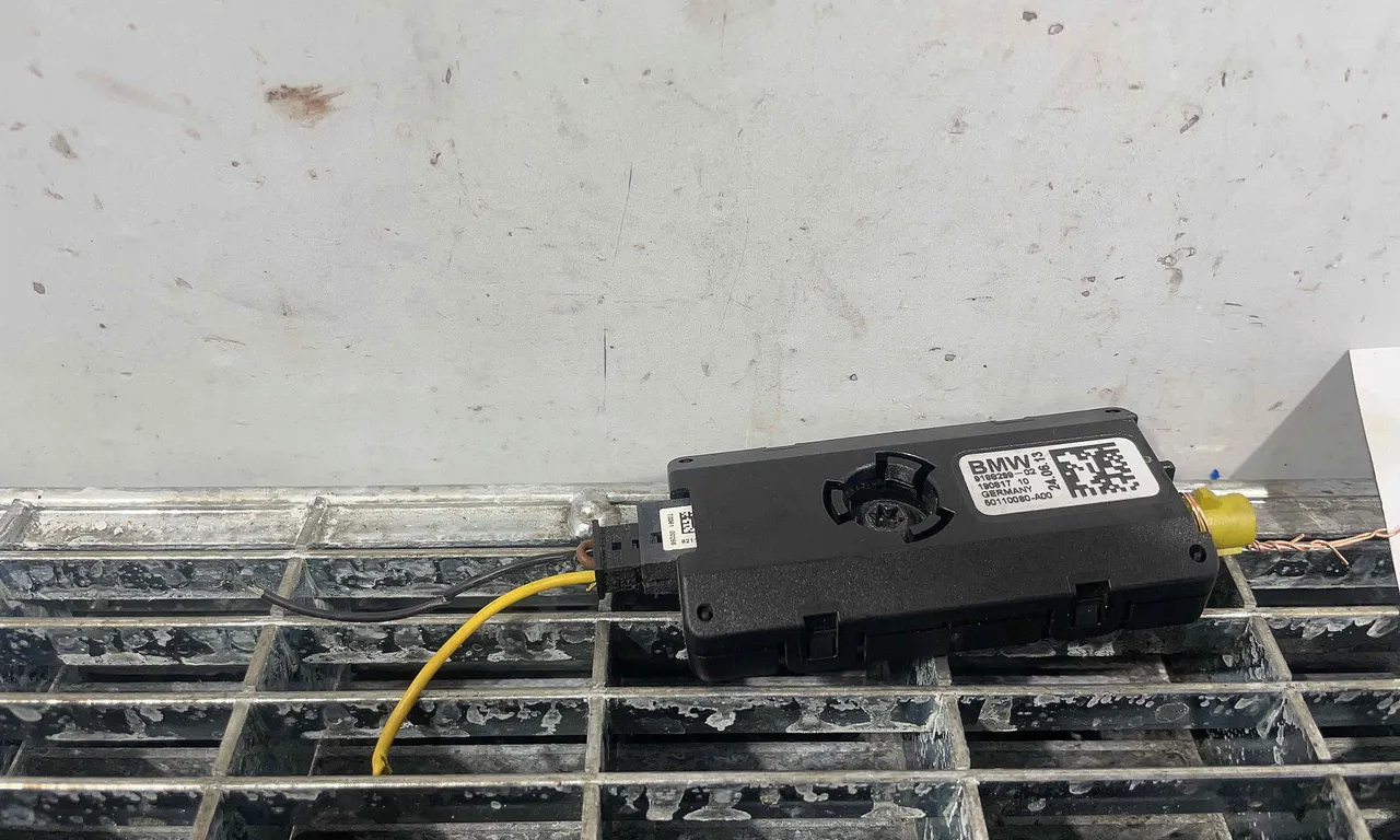 MODUL ANTENA BMW X3 2010-2017