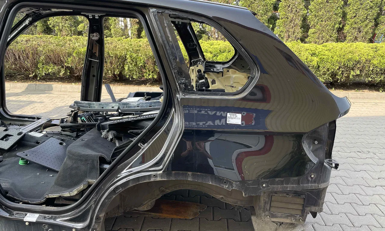 ARIPA SPATE STANGA BMW X5 2006-2013