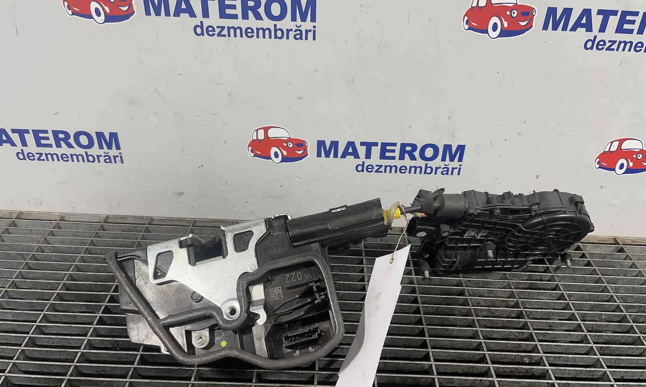 INCUIETOARE USA FATA DREAPTA BMW X5 2006-2013