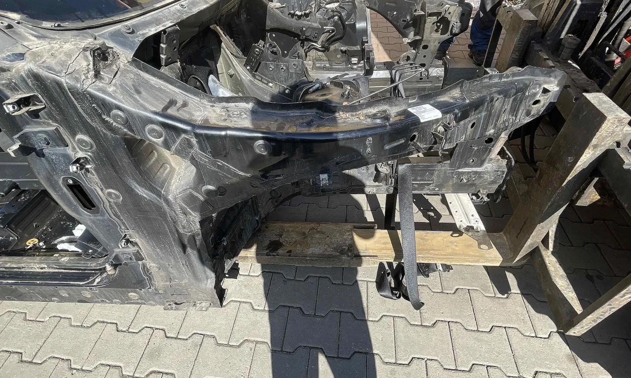LONJERON DREAPTA BMW X5 2006-2013