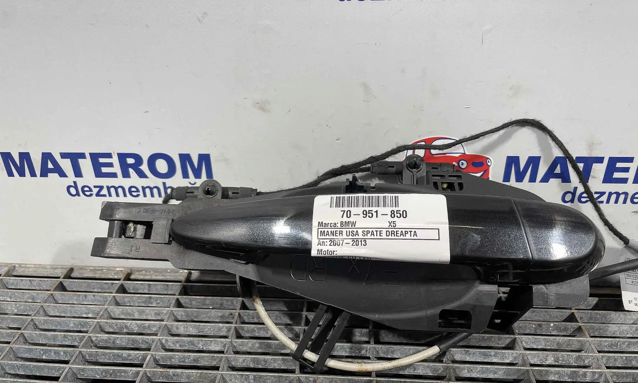 MANER USA SPATE DREAPTA BMW X5 2006-2013