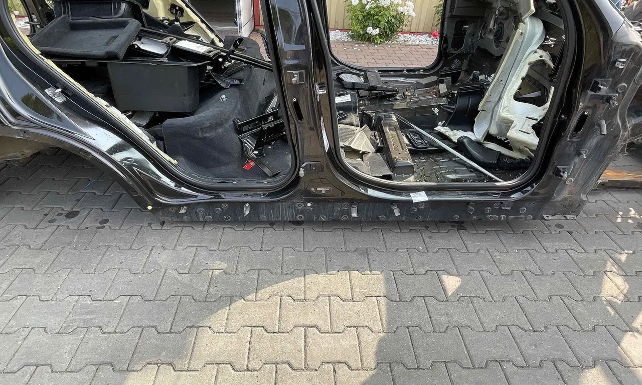 PRAG DREAPTA BMW X5 2006-2013
