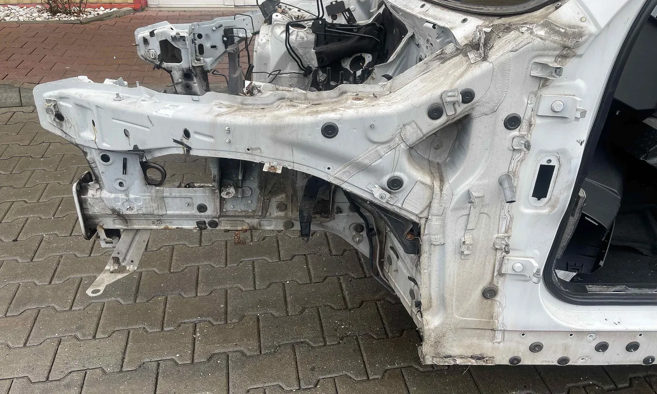 LONJERON STANGA BMW X6 2007-2015