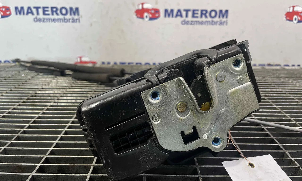 INCUIETOARE USA FATA STANGA CHEVROLET CAPTIVA 2006-2010