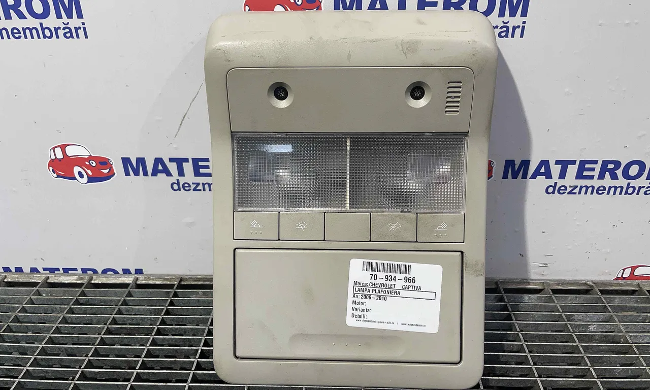 LAMPA PLAFONIERA CHEVROLET CAPTIVA 2006-2010