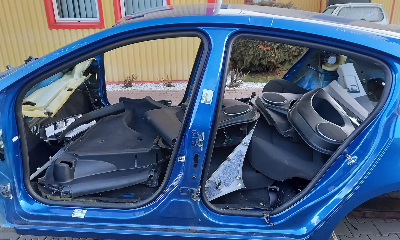 STALP MIJLOC STANGA CHEVROLET CRUZE 2009-2013
