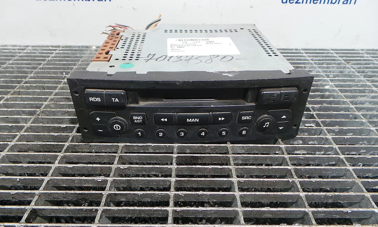 RADIOCASETOFON CITROEN BERLINGO / BERLINGO FIRST ( 1996-2011