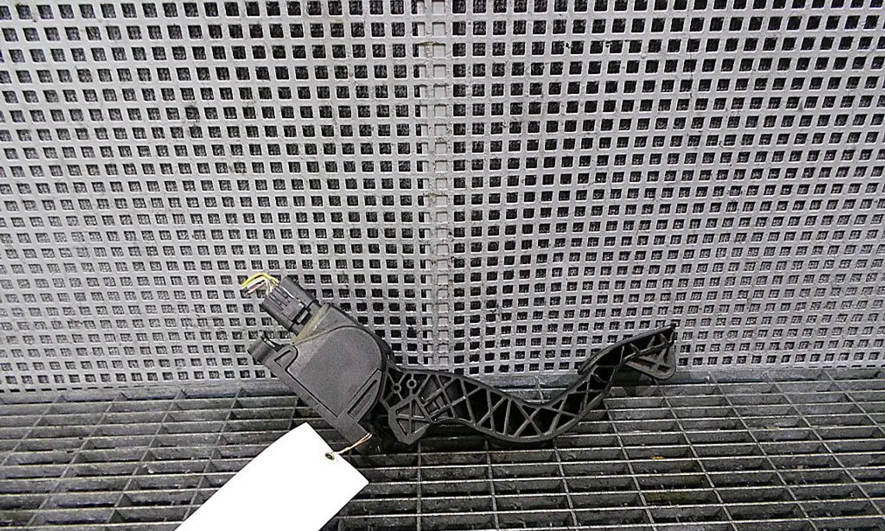 PEDALA ACCELERATIE CITROEN BERLINGO / BERLINGO FIRST ( 1996-2011