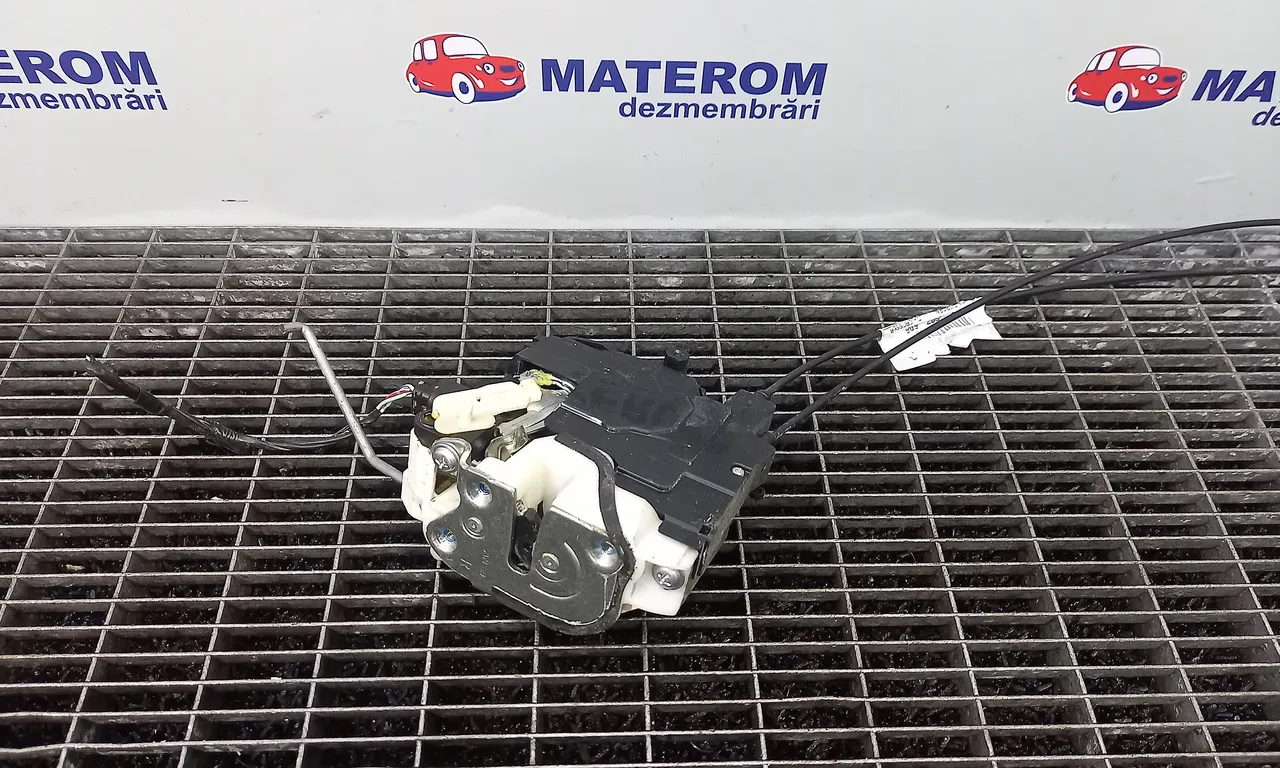 INCUIETOARE USA SPATE DREAPTA CITROEN C-CROSSER 2007-2012