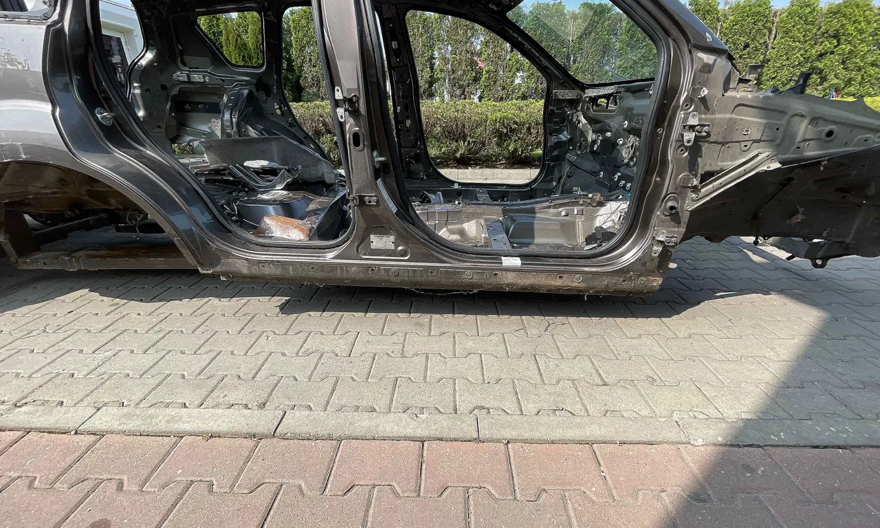 PRAG DREAPTA CITROEN C-CROSSER 2007-2012