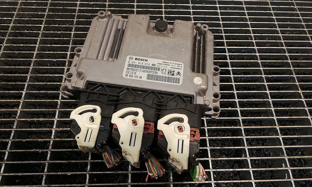 CALCULATOR MOTOR CITROEN C3 II 2009-2016