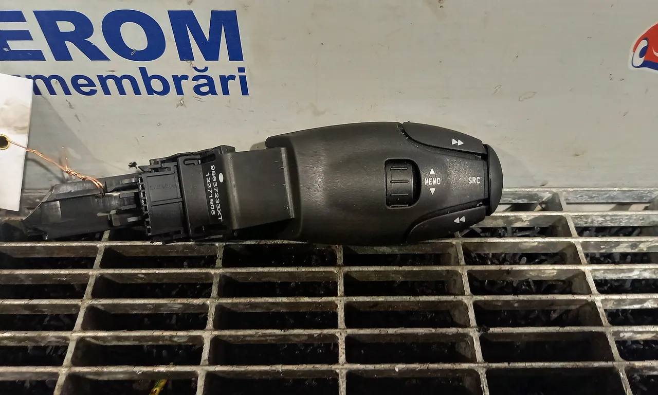 BUTOANE COMENZI VOLAN CITROEN C3 PICASSO 2008-2012
