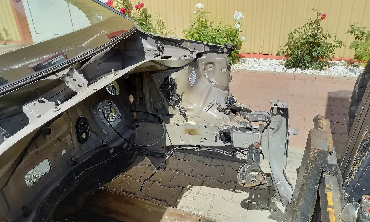 LONJERON STANGA CITROEN C4 CACTUS 2014-2017