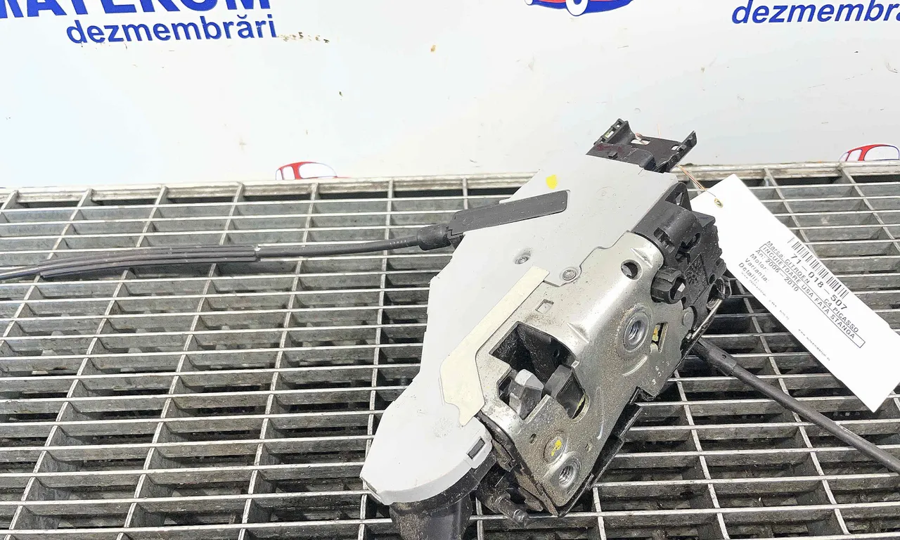 INCUIETOARE USA FATA STANGA CITROEN C4 PICASSO I 2006-2015