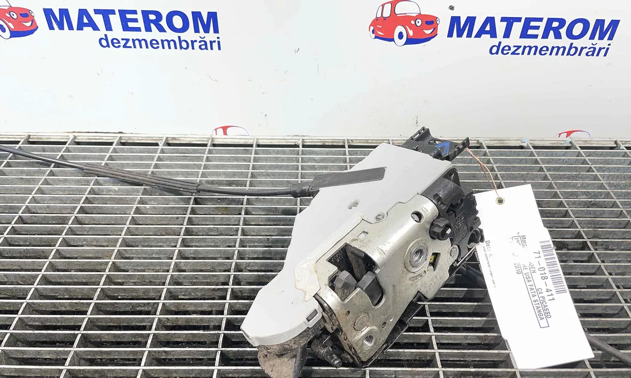 INCUIETOARE USA FATA STANGA CITROEN C4 PICASSO I 2006-2015