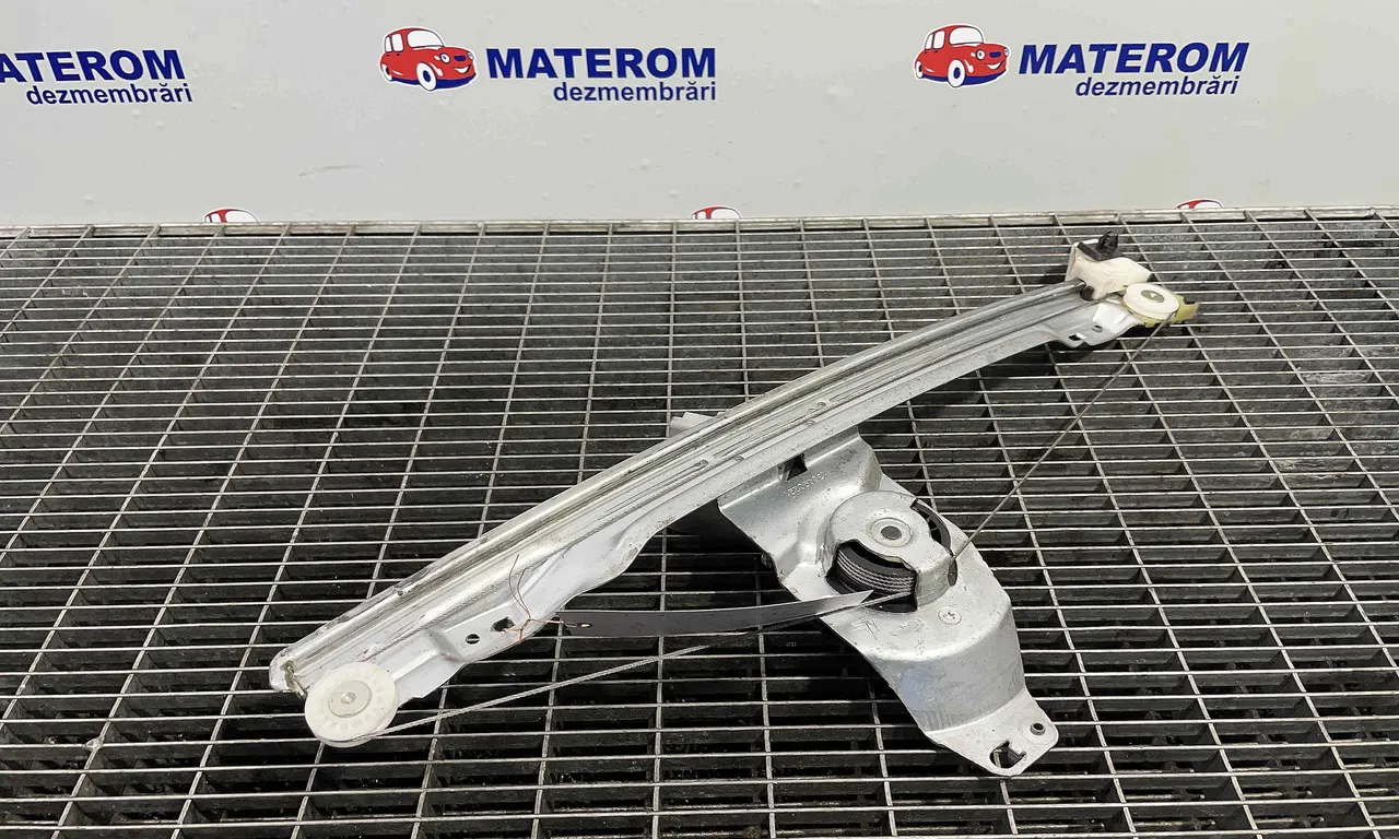 MACARA USA SPATE DREAPTA CITROEN C4 PICASSO I 2006-2015