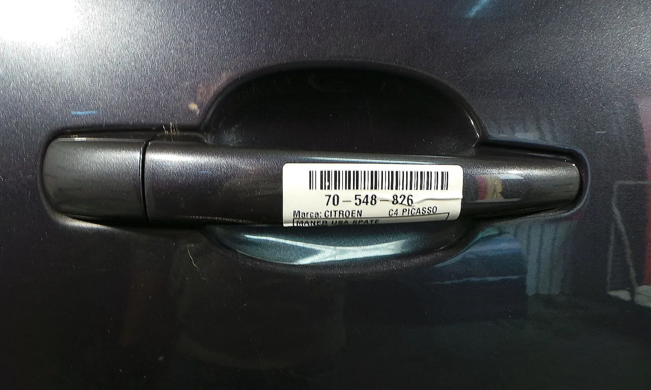 MANER USA SPATE DREAPTA CITROEN C4 PICASSO I 2006-2015