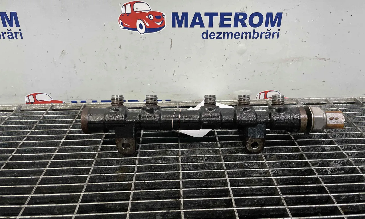 RAMPA INJECTIE CITROEN C4 PICASSO II 2013-2018