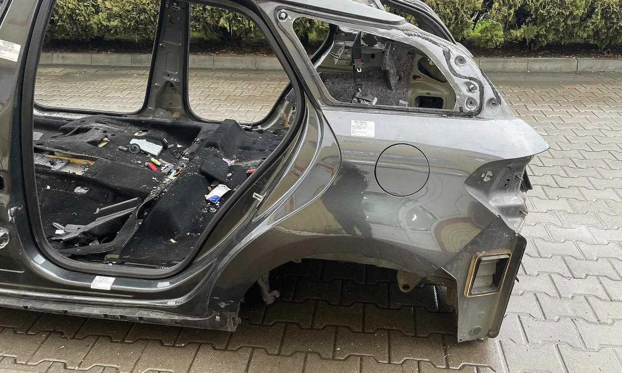 ARIPA SPATE STANGA CITROEN DS5 2011-2016