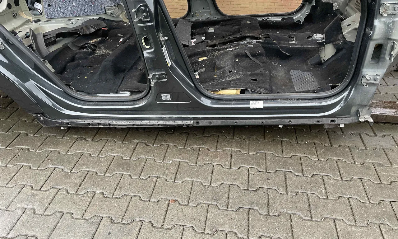 PRAG DREAPTA CITROEN DS5 2011-2016