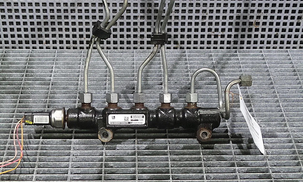 RAMPA INJECTIE CITROEN XSARA PICASSO 1999-2012