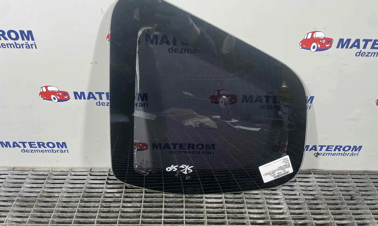 GEAM CAROSERIE SPATE STANGA DACIA DUSTER 2010-2018