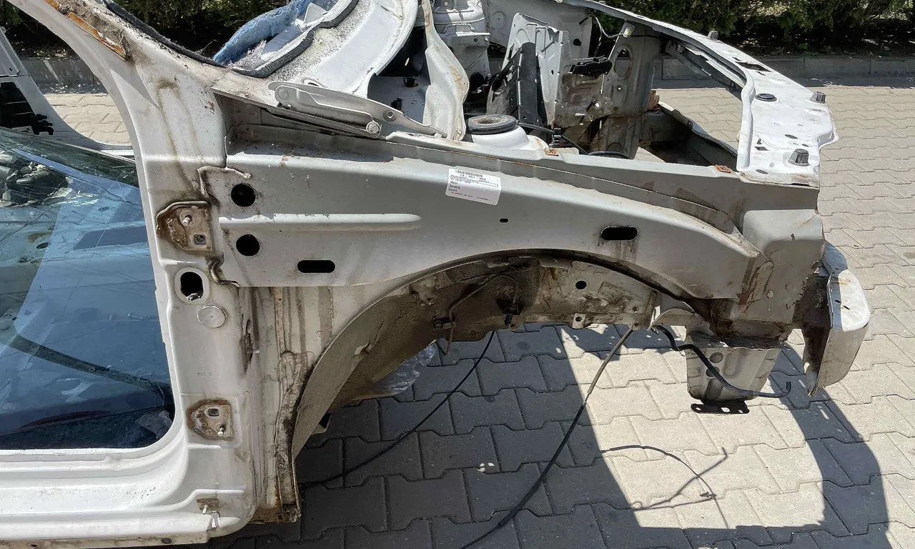 LONJERON DREAPTA DACIA DUSTER 2010-2018