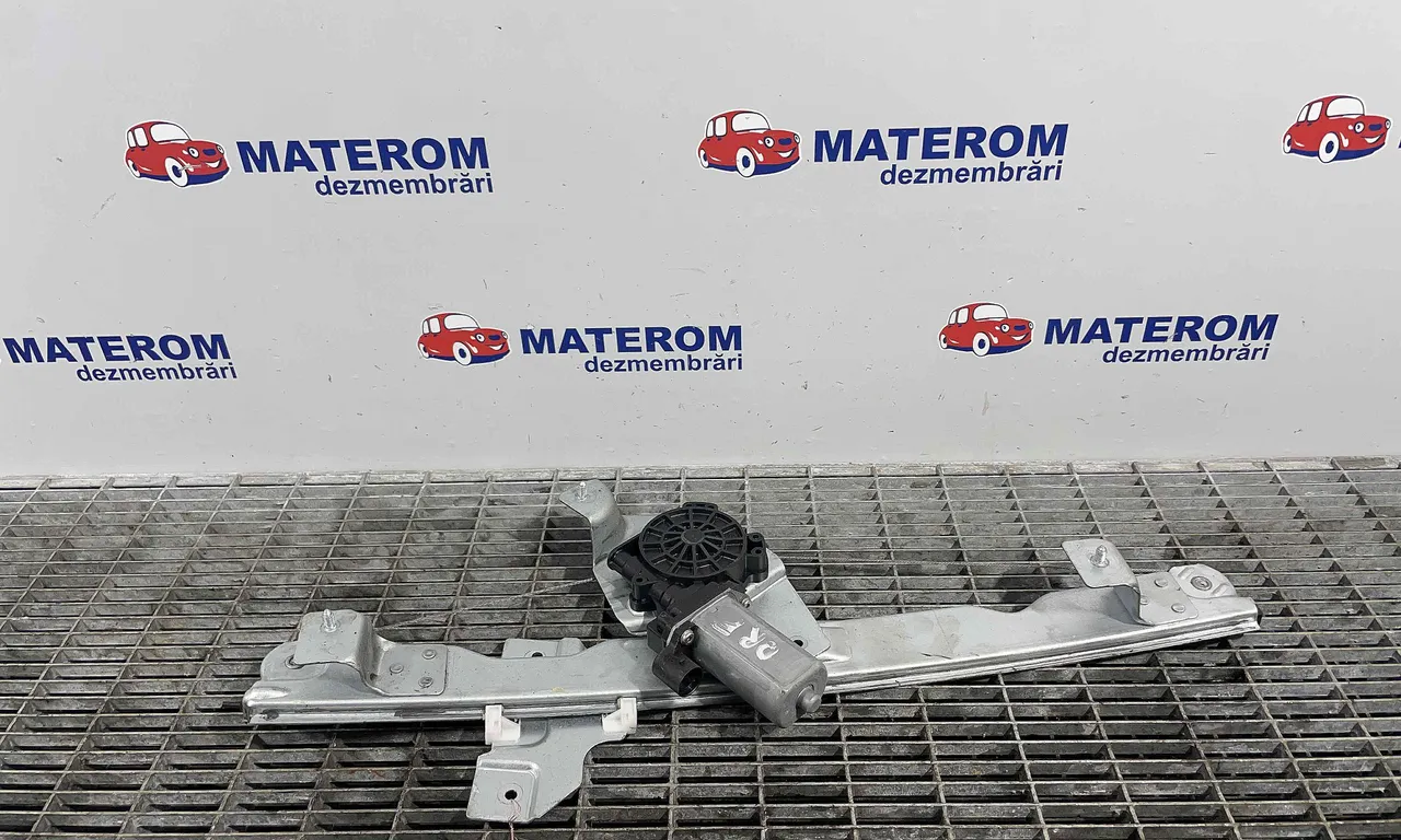 MACARA USA FATA DREAPTA DACIA DUSTER 2010-2018