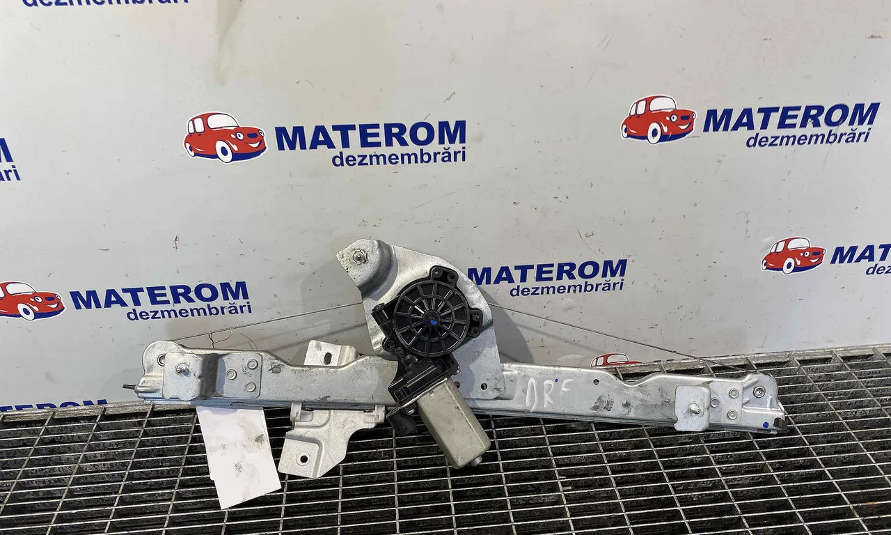 MACARA USA FATA DREAPTA DACIA DUSTER 2010-2018