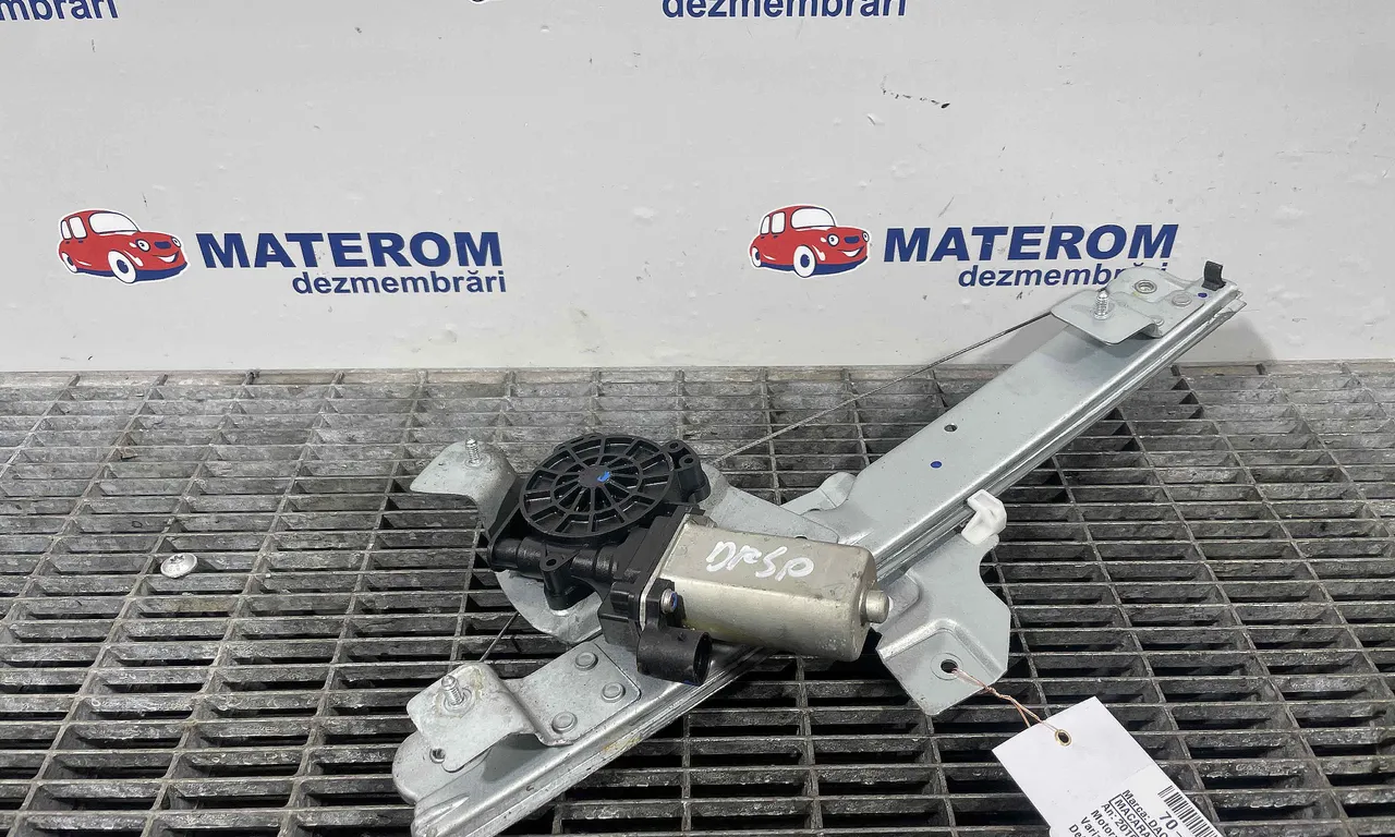 MACARA USA SPATE DREAPTA DACIA DUSTER 2010-2018
