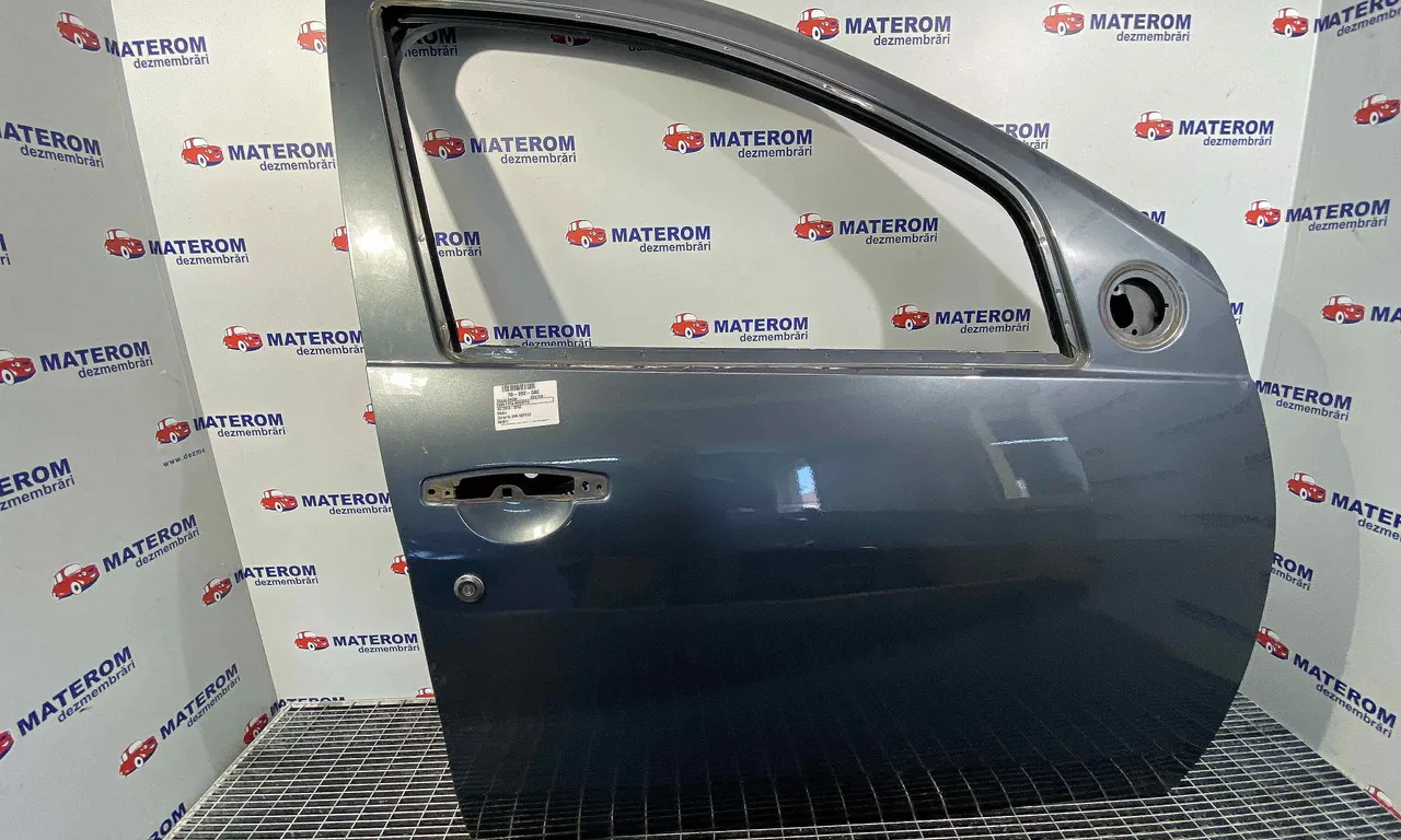 USA FATA DREAPTA DACIA DUSTER 2010-2018