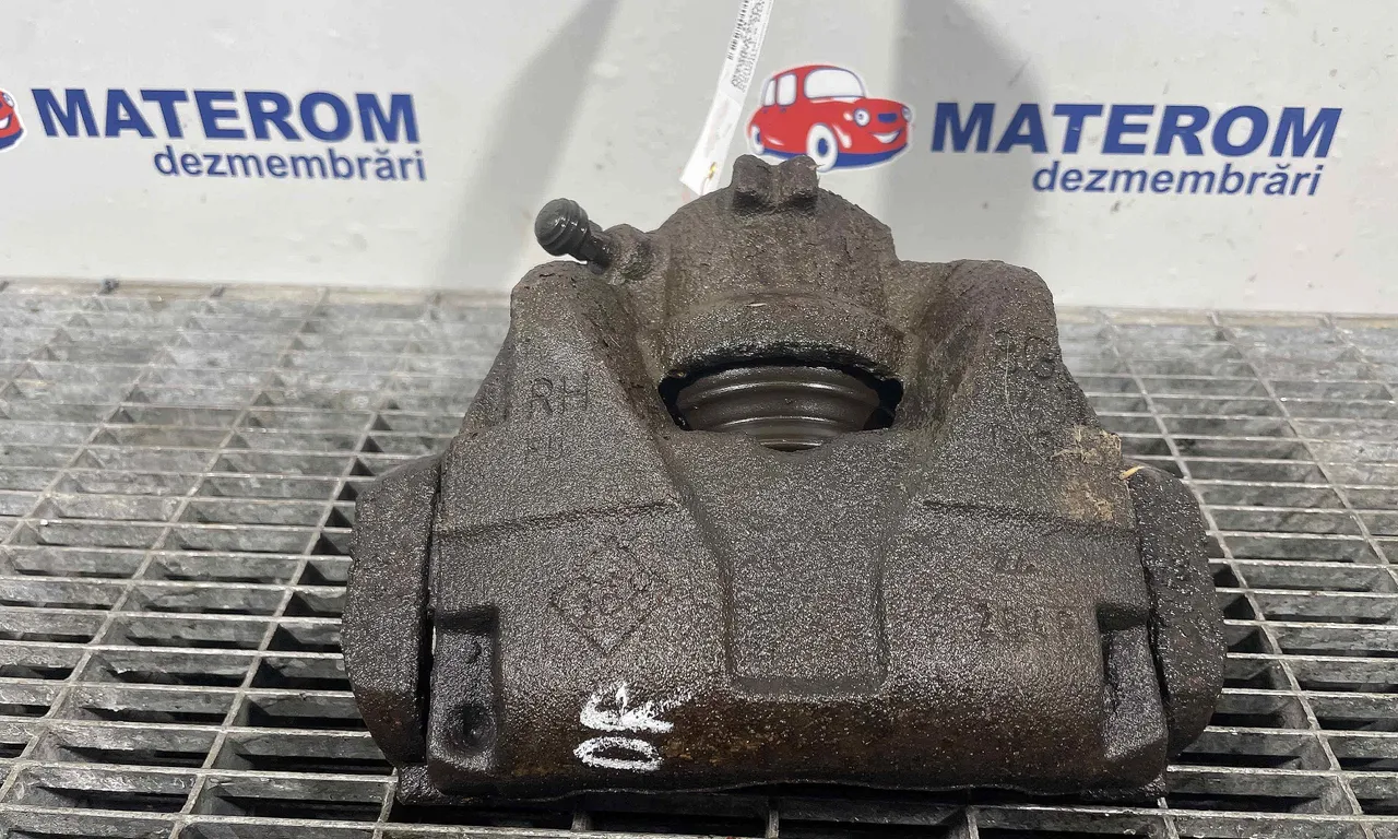 ETRIER FATA DREAPTA DACIA DUSTER 2010-2018