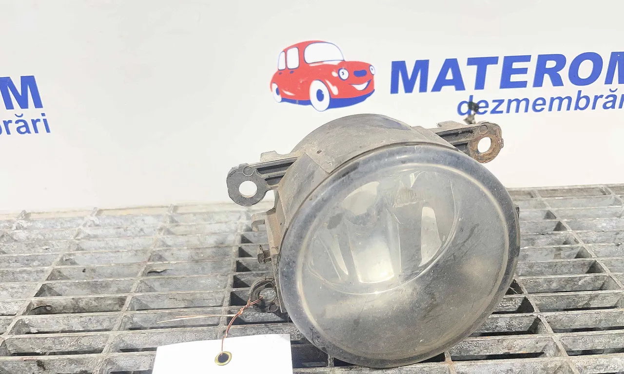 HALOGEN STANGA DACIA DUSTER 2010-2018