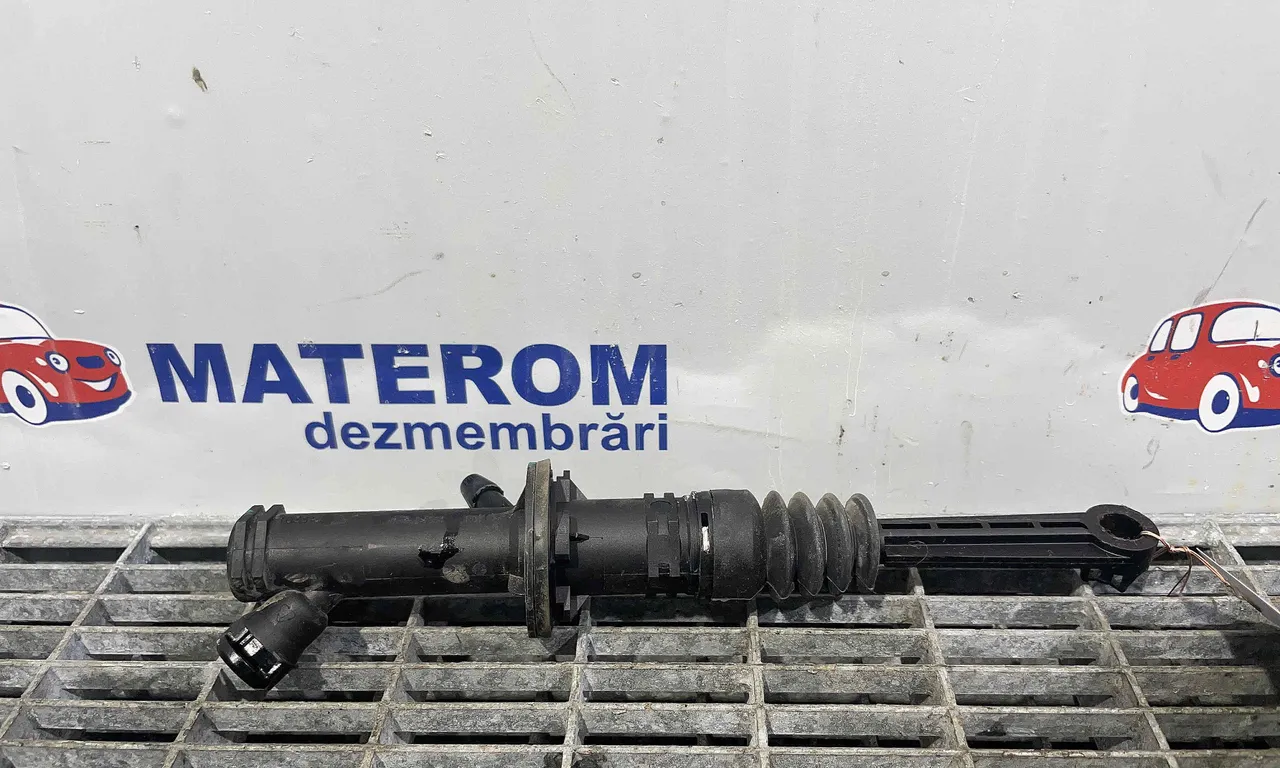 POMPA AMBREIAJ DACIA DUSTER 2010-2018