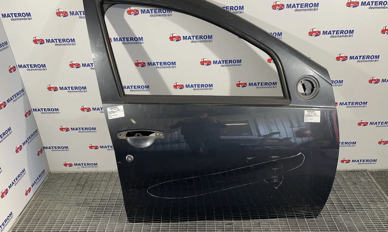 USA FATA DREAPTA DACIA DUSTER 2011-2017
