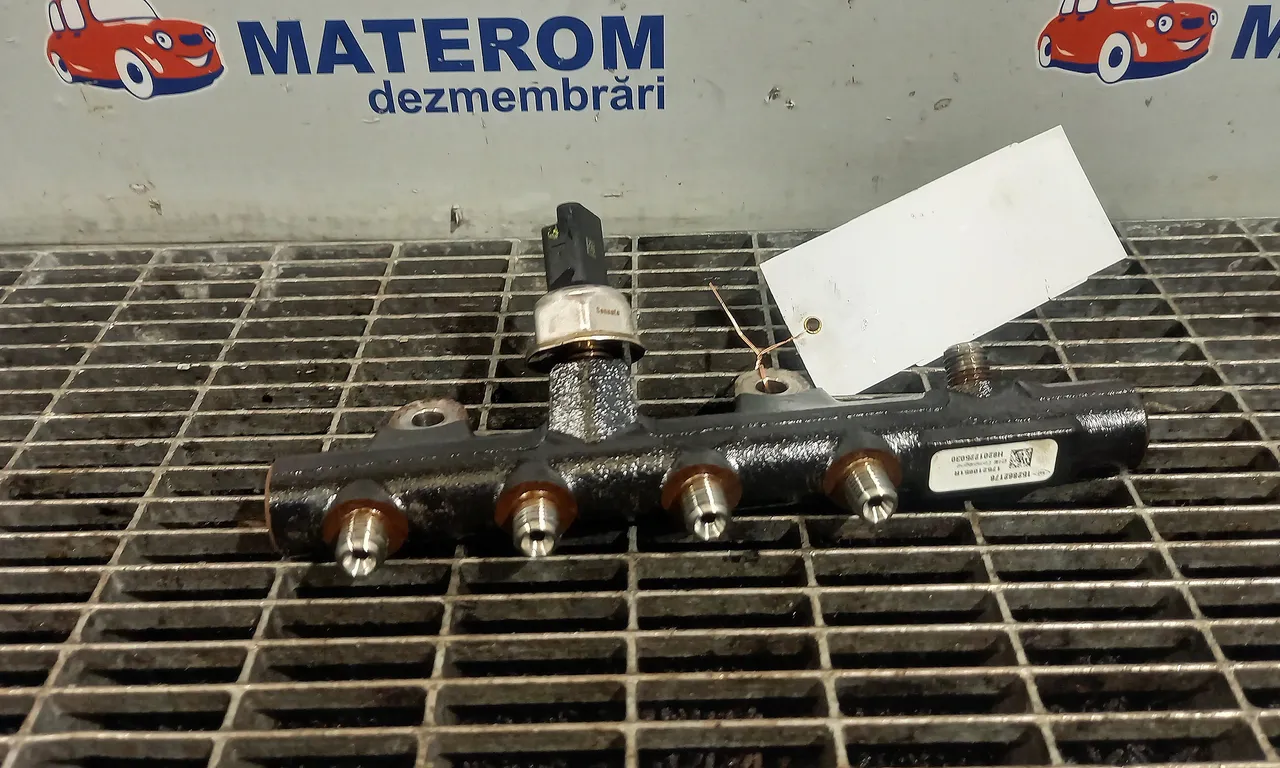 RAMPA INJECTIE DACIA DUSTER 2011-2017
