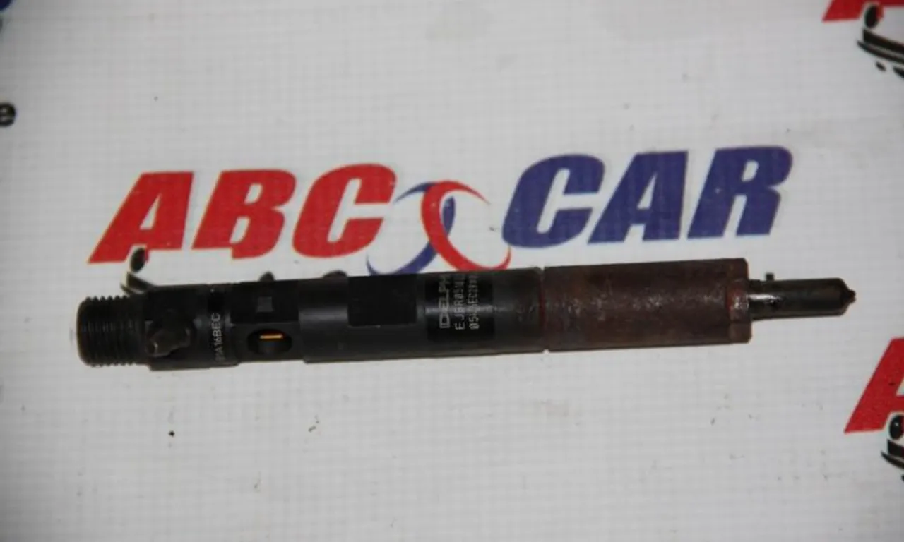 Injector DACIA LOGAN 2004-null