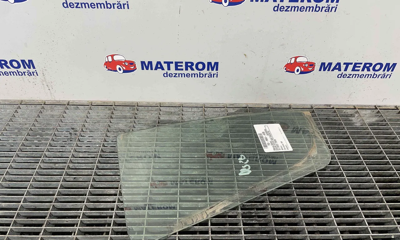 GEAM SPATE MIC DREAPTA DACIA SANDERO II 2012-2019