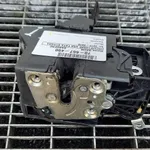 INCUIETOARE USA FATA STANGA DACIA SANDERO II 1.5 dCi 75 / Blue dCi 75 2012-2016 oe-805031017R, vedere frontata