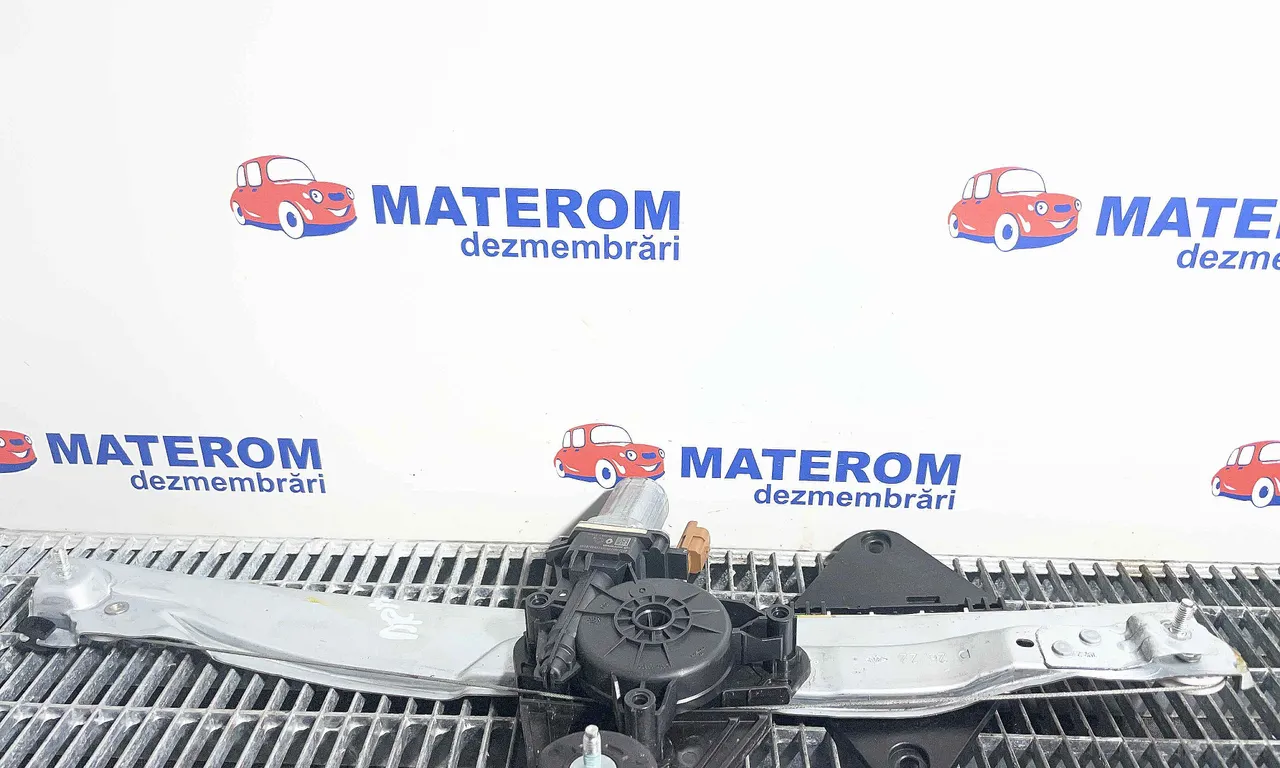 MACARA USA FATA DREAPTA DACIA SANDERO II 2012-2025