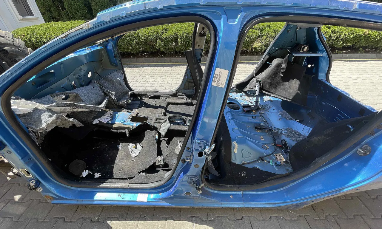 STALP MIJLOC STANGA DACIA SANDERO II 2012-2019
