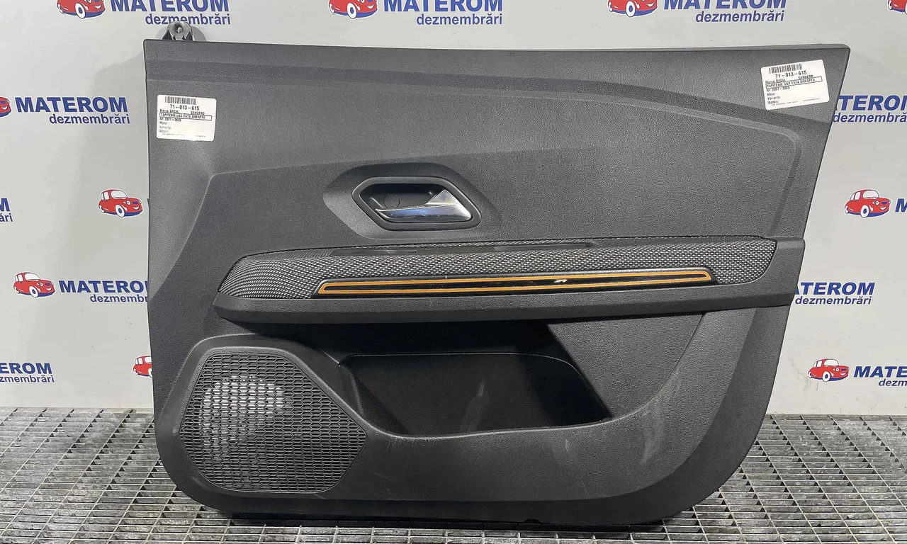 TAPITERIE USA FATA DREAPTA DACIA SANDERO II 2012-2025