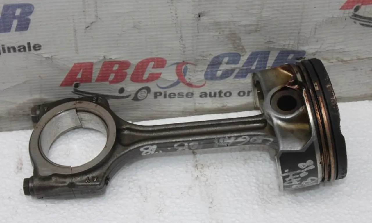 Piston cu biela DACIA SANDERO II 2012-null