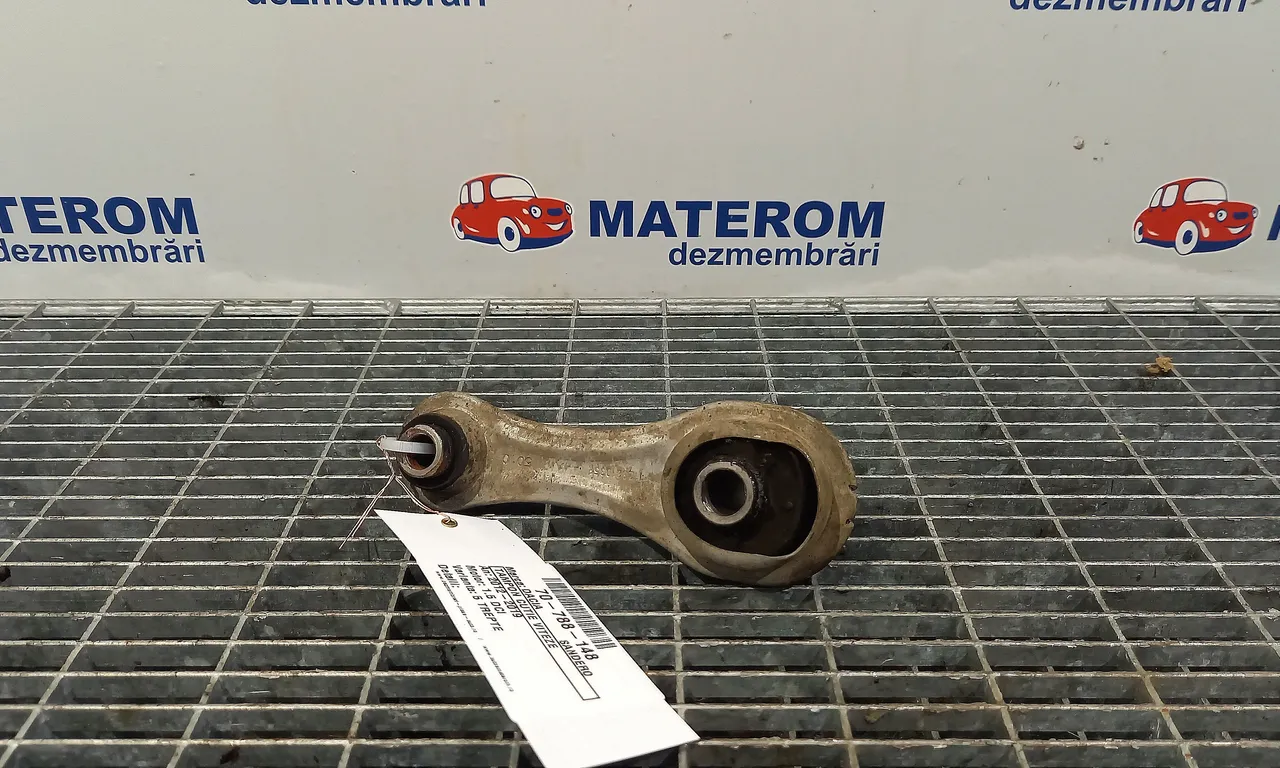 TAMPON CUTIE VITEZE DACIA SANDERO II 2012-2019