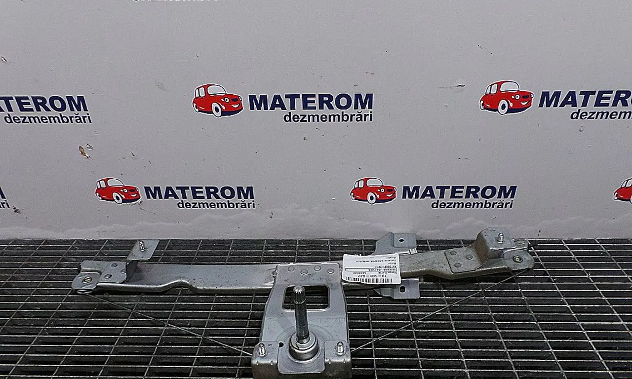 MACARA USA FATA DREAPTA DACIA SANDERO 2008-2012