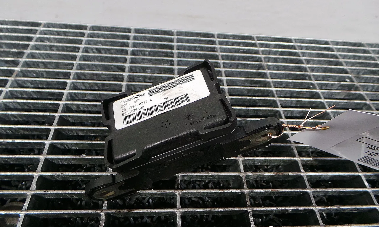 SENZOR ESP DODGE CALIBER 2006-2012
