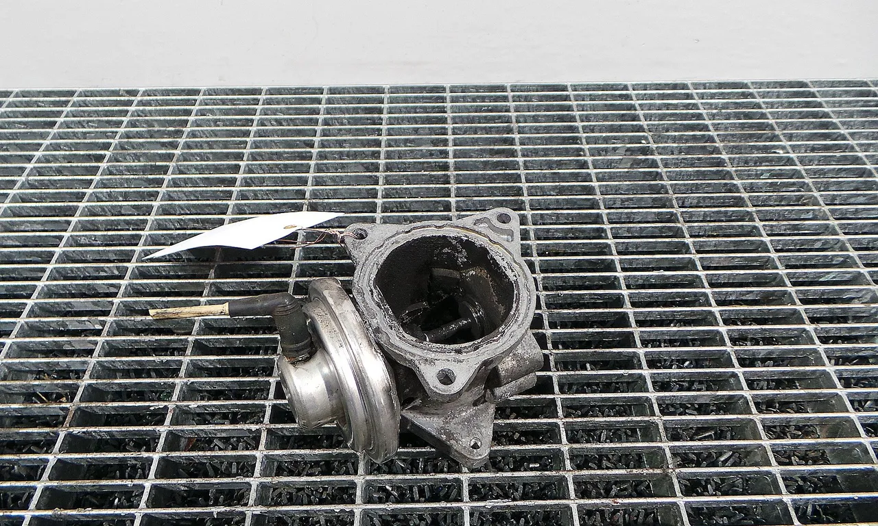SUPAPA EGR DODGE CALIBER 2006-2012